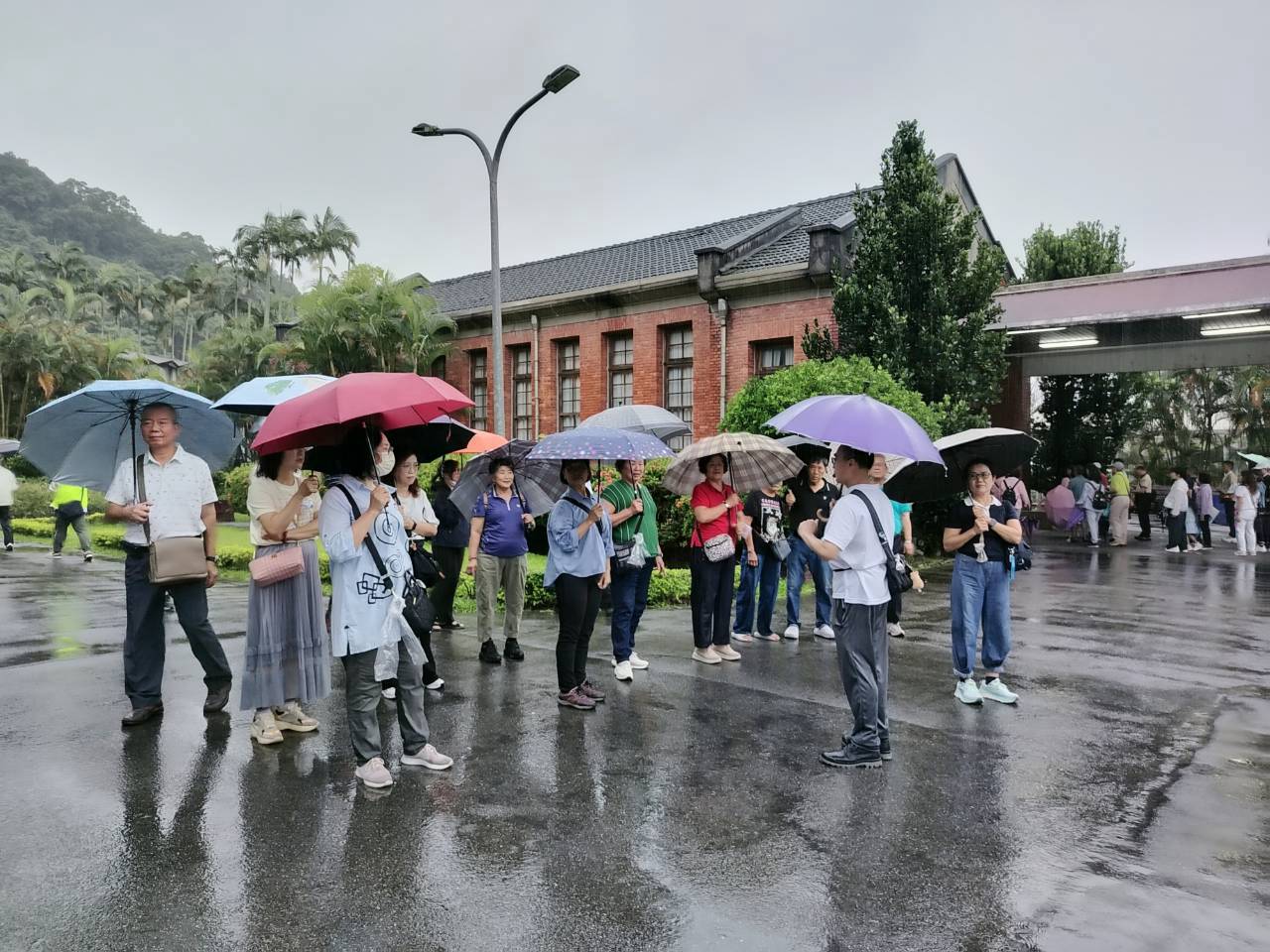 https://weaving.org.tw/wp-content/uploads/2026/10/LINE_ALBUM_織布公會90203，相簿大全。_260907_6.jpg